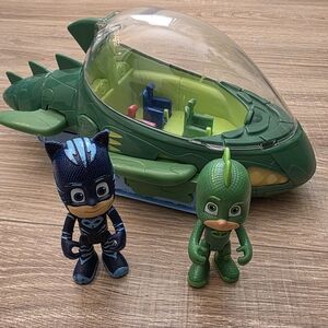 Disney PJ Masks Gekko Deluxe Vehicle, Gekko And Cat Boy Figures